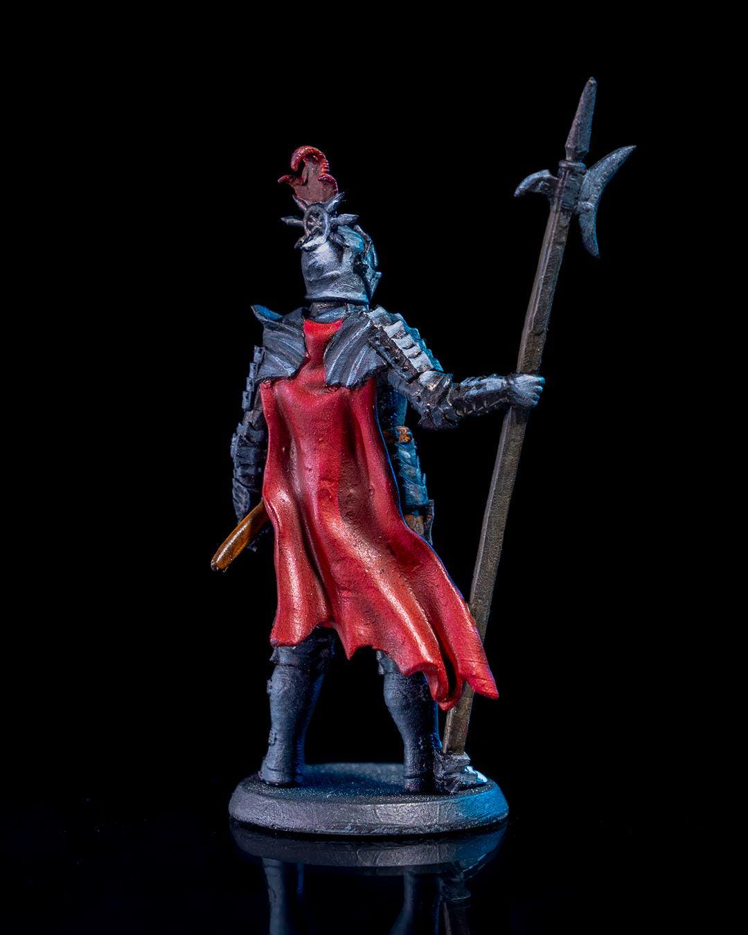 Ravenhold General Miniature Unpainted | 3D Printed Fantasy Commander Figure | DnD Hero or Wargame Leader | Resin & PLA Miniature UK