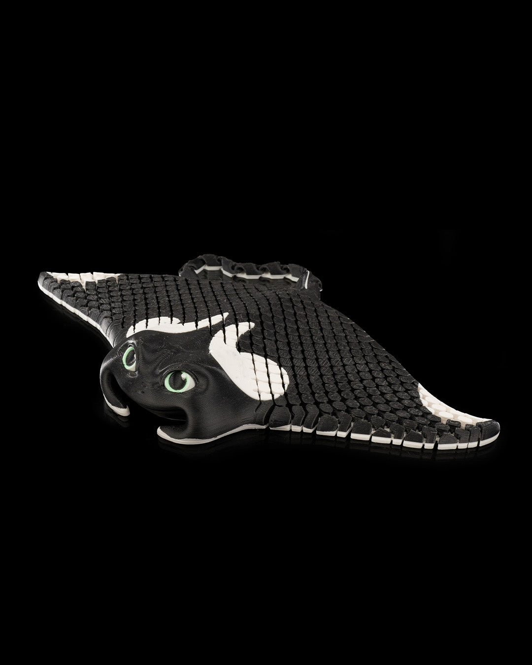 Manny the Manta Ray – Flexible Desk Fidget | Ocean-Inspired Stress Relief | Sensory Desk Accessory | Office & Home Décor