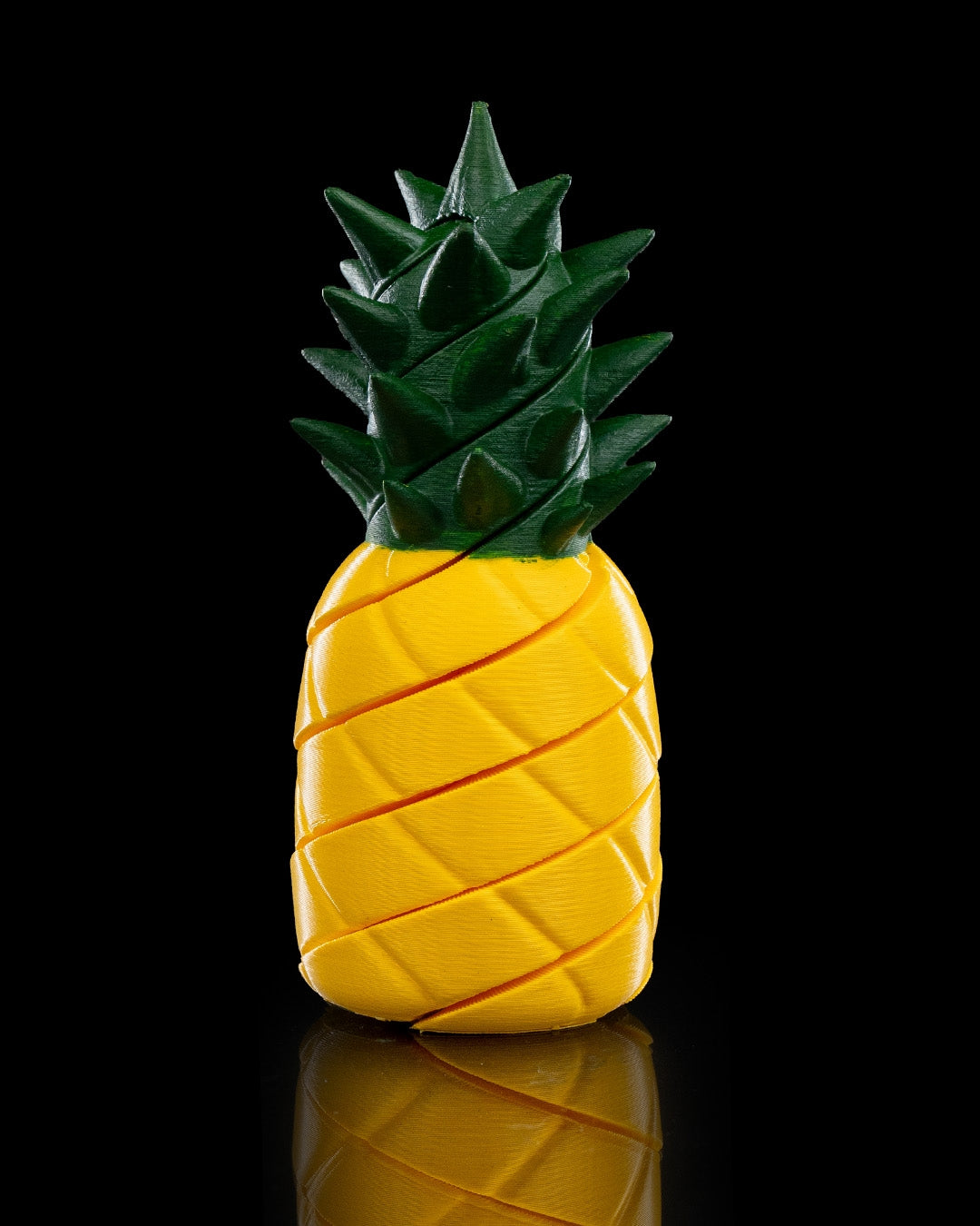 Fruit Loop 3D Print – 15cm Tall Twisted Banana Snake – Funny Shelf or Desk Decor