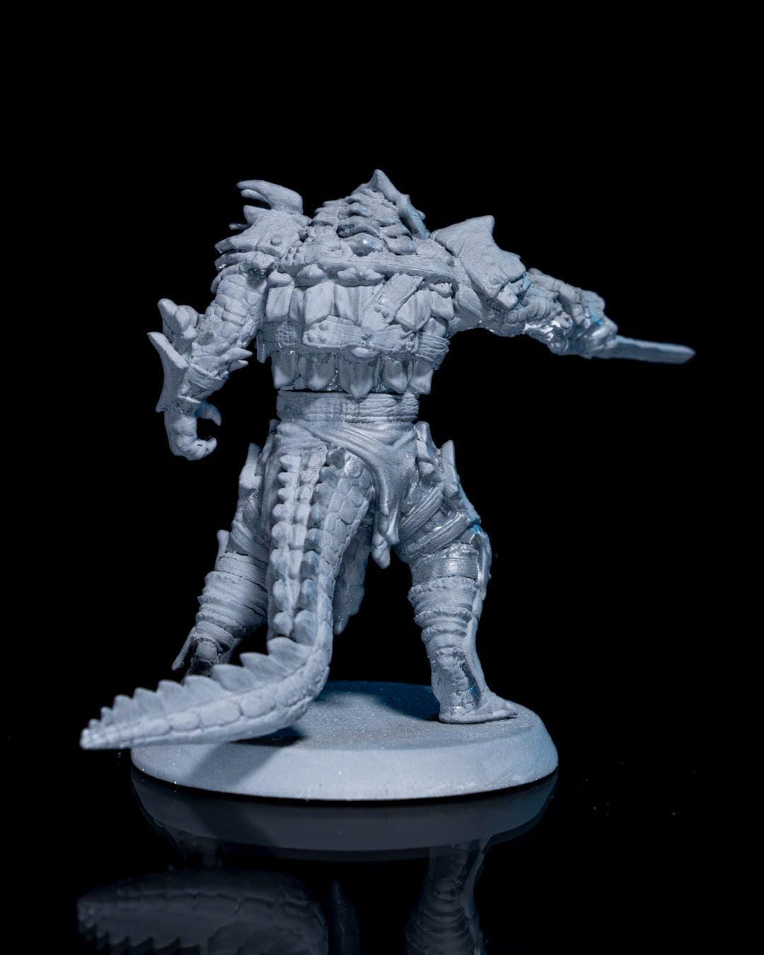 Arak General Burik Miniature Unpainted | 3D Printed Fantasy Reptilian Warlord Model | DnD Monster Boss Figure | Resin Miniature UK