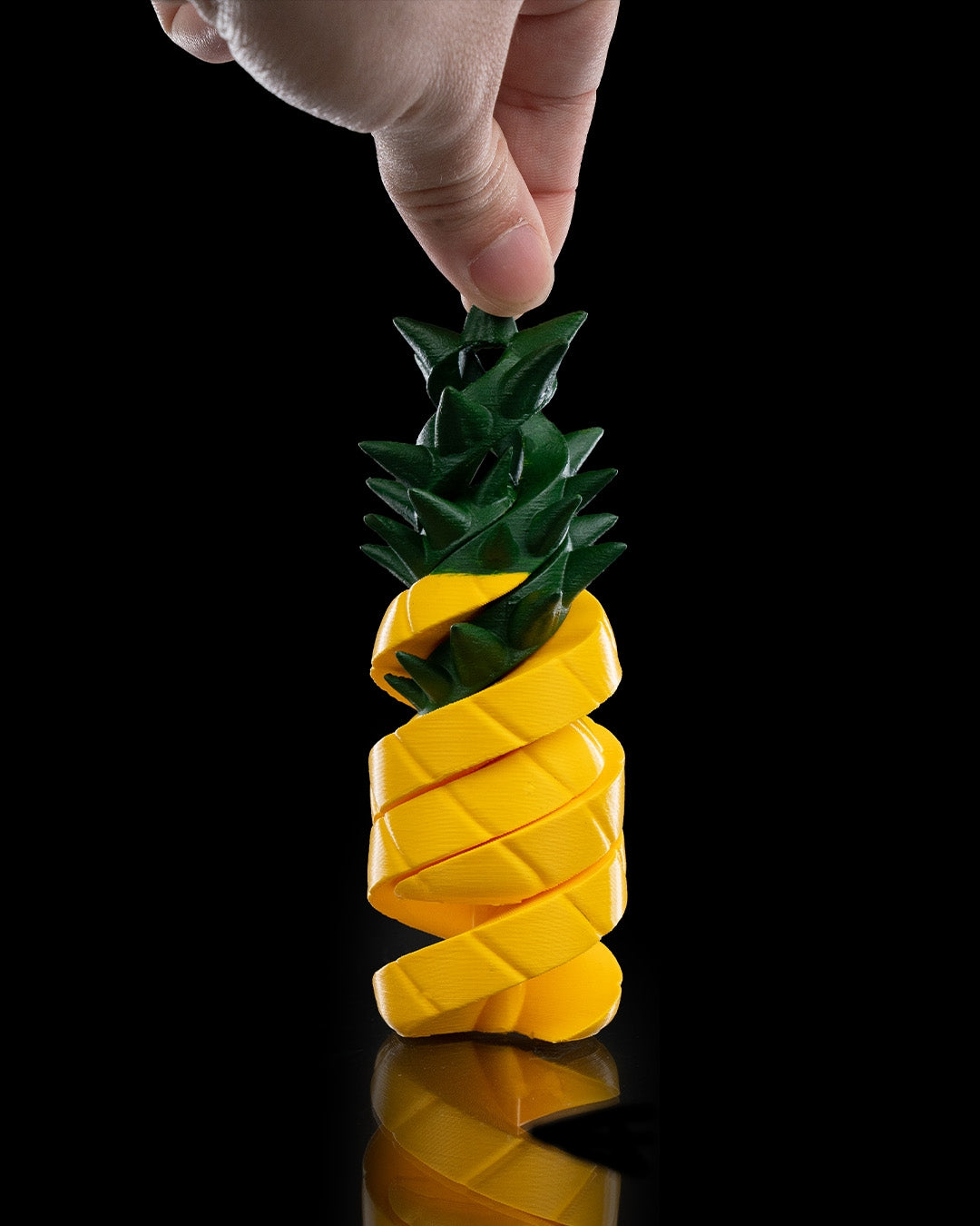 Fruit Loop 3D Print – 15cm Tall Twisted Banana Snake – Funny Shelf or Desk Decor