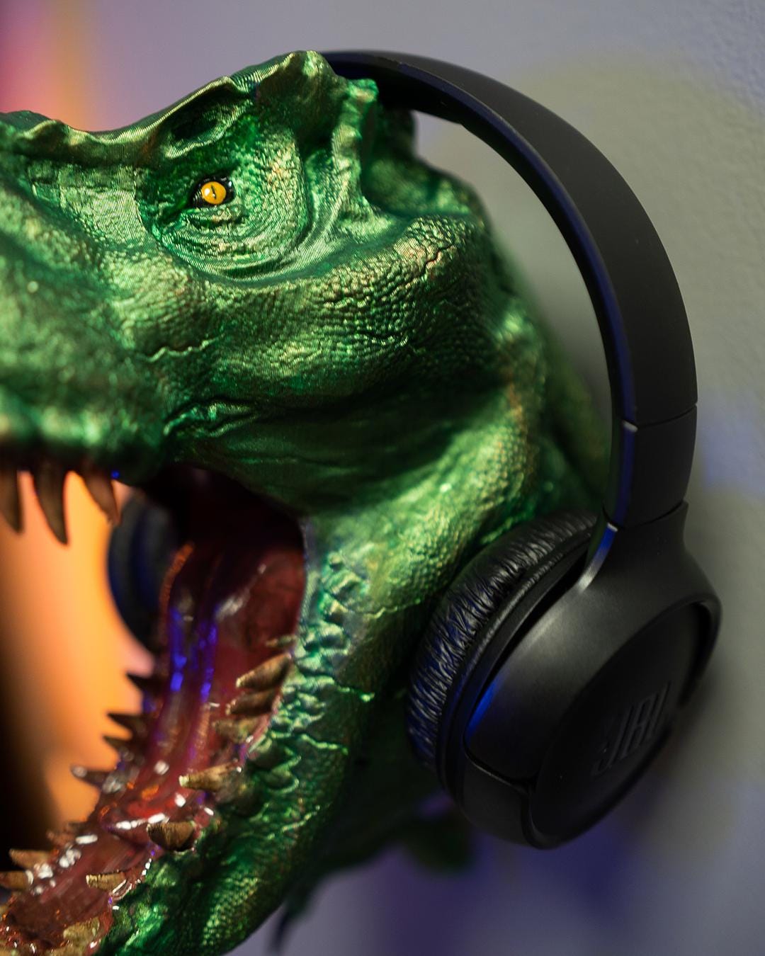 Tyrannosaurus Hanger – 3D Printed T-Rex Wall Hook & Coat Hanger