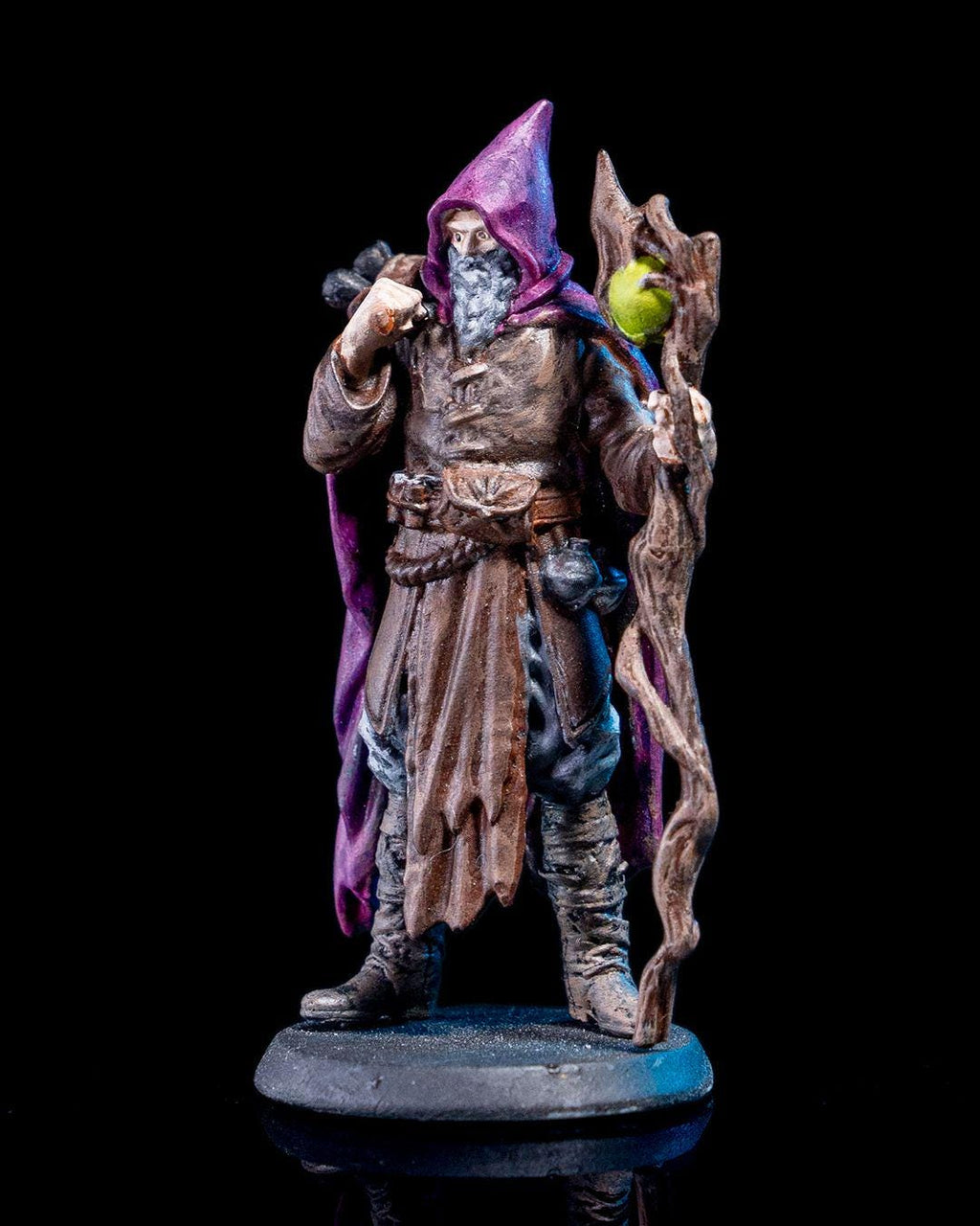Karadin Genly Miniature Unpainted | 3D Printed Fantasy Female Warrior Model statue | DnD Heroine Figure | Resin & PLA Paintable Miniature UK
