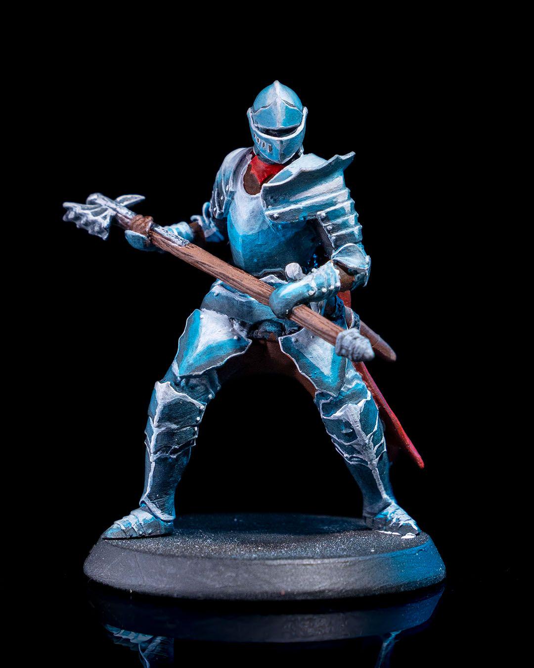Ravenhold Knight Miniature Unpainted | 3D Printed Fantasy Armoured Warrior | DnD Hero Figure | Resin & PLA Paintable Miniature UK
