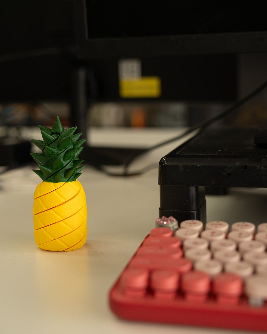 Fruit Loop 3D Print – 15cm Tall Twisted Banana Snake – Funny Shelf or Desk Decor