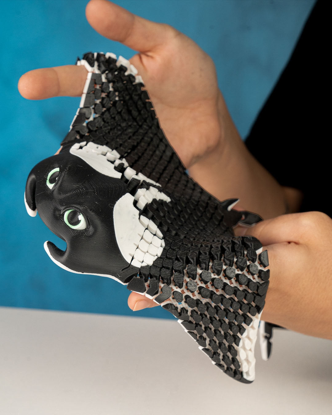 Manny the Manta Ray – Flexible Desk Fidget | Ocean-Inspired Stress Relief | Sensory Desk Accessory | Office & Home Décor