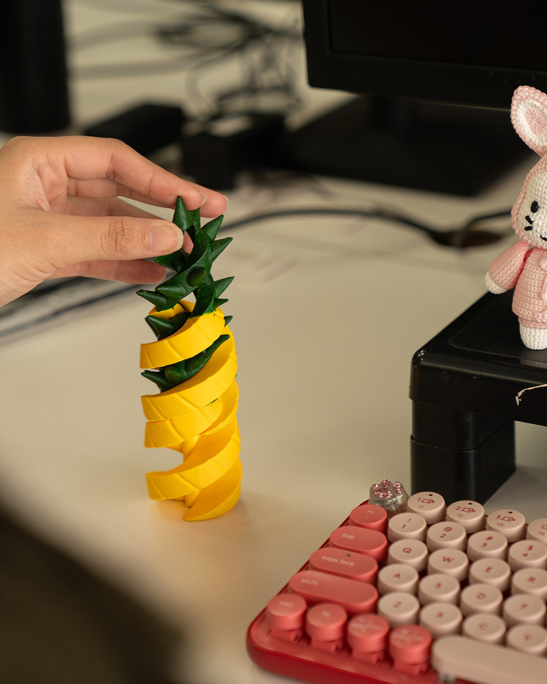 Fruit Loop 3D Print – 15cm Tall Twisted Banana Snake – Funny Shelf or Desk Decor