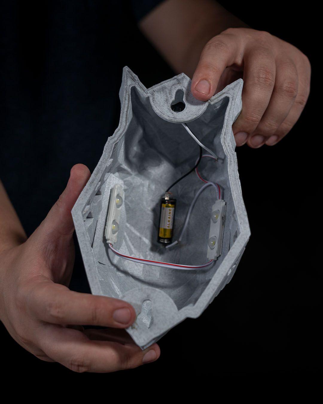 Night Owl Wall Light – 3D Printed LED Lamp & Home Décor