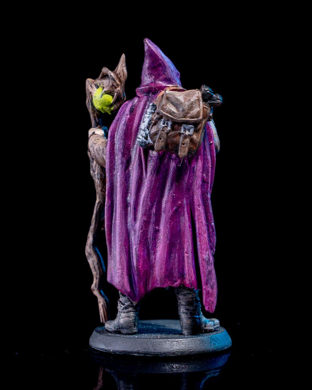 Karadin Genly Miniature Unpainted | 3D Printed Fantasy Female Warrior Model | DnD Heroine Figure | Resin & PLA Paintable Miniature UK