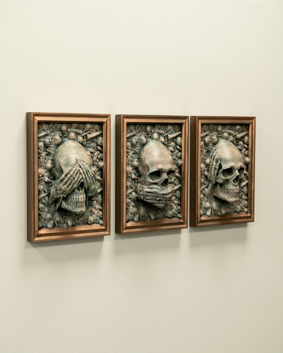 Three Wise Skulls (Set of 3) – Halloween Desk Ornaments | Gothic Office Décor | Spooky Collectible Figurines