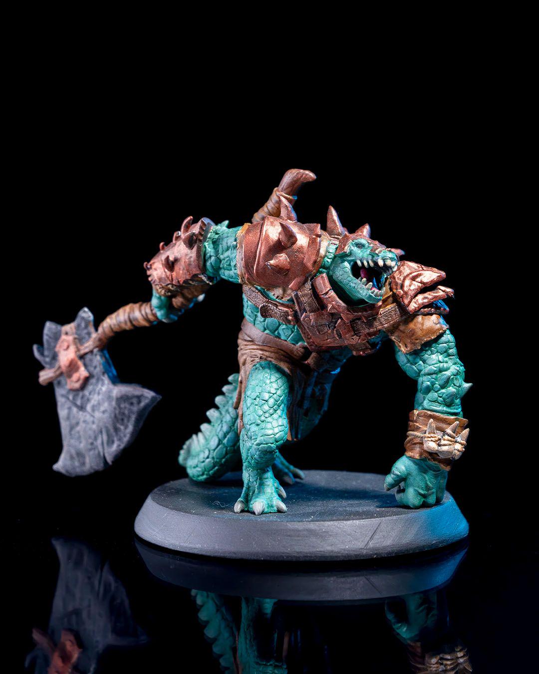 Arak Chief Miniature Unpainted | 3D Printed Reptilian Tribal Leader Model | DnD Lizardfolk Boss Figure | Resin & PLA Miniature UK