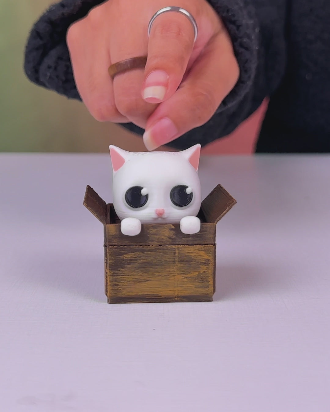 Pet the Cat – 3D Printed Fidget Keychain – Stress Relief Desk Gadget